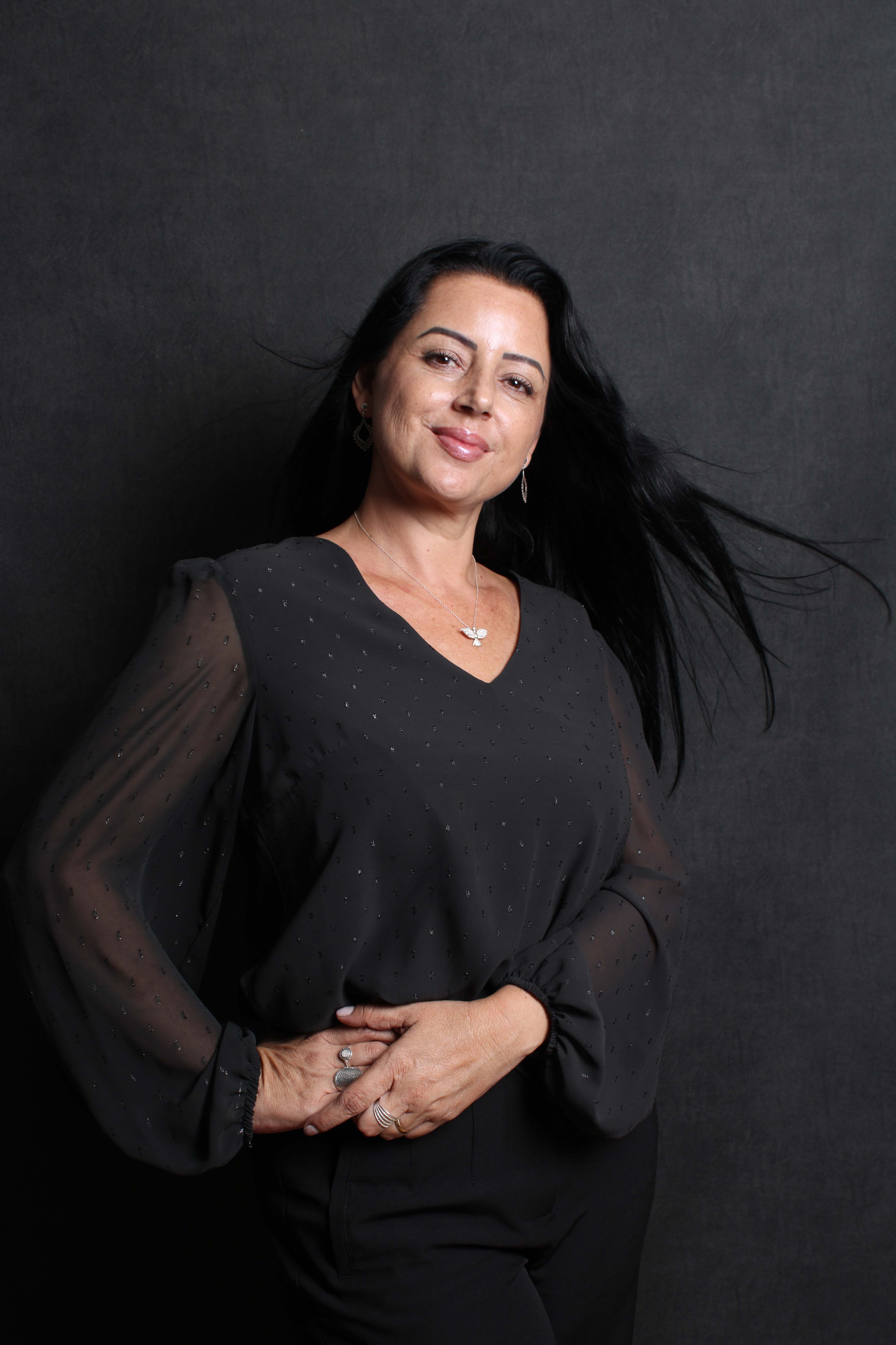 Jaqueline Leandro Meneguim Muller