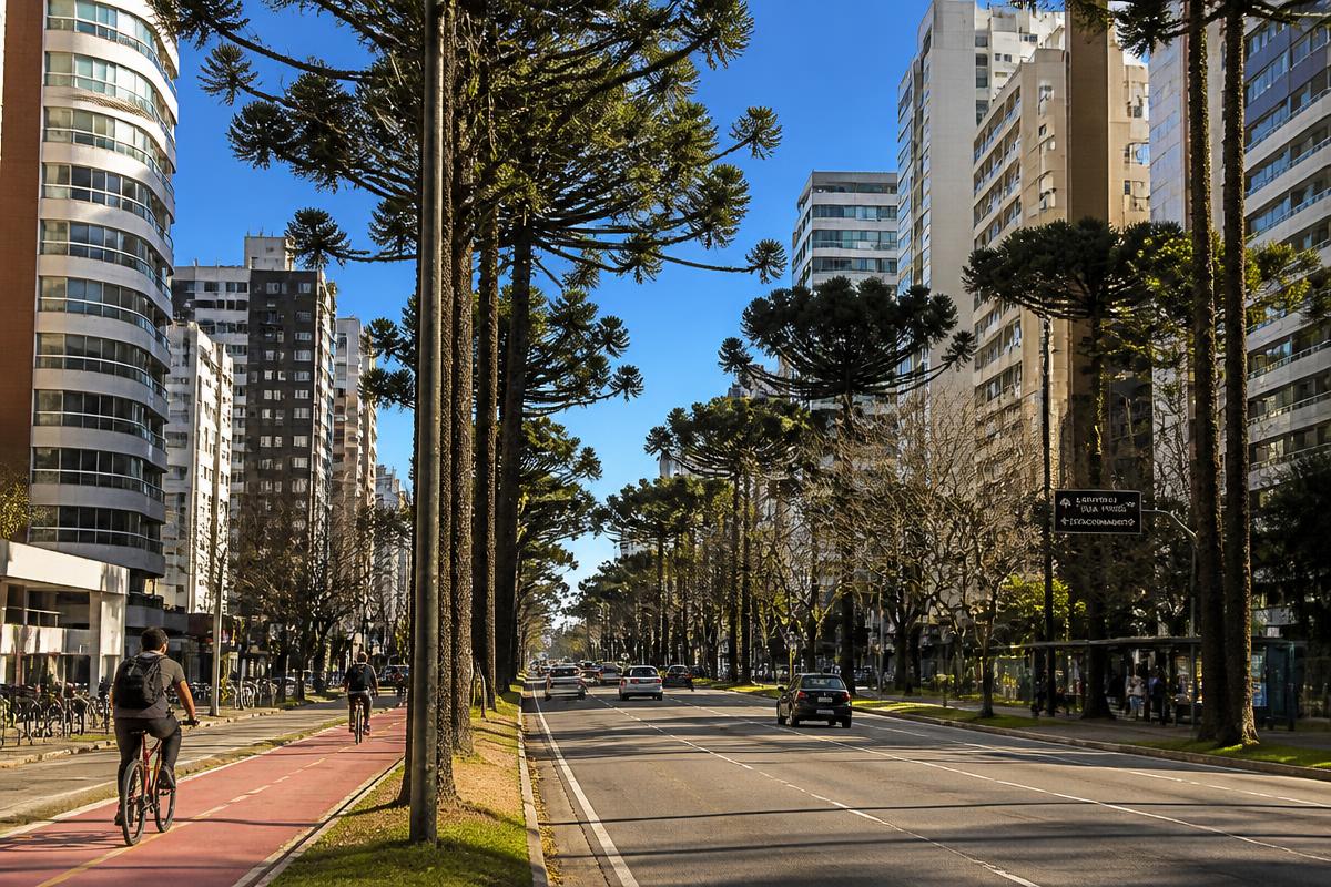 Vale a pena morar no Cabral, em Curitiba? Guia Completo 2026